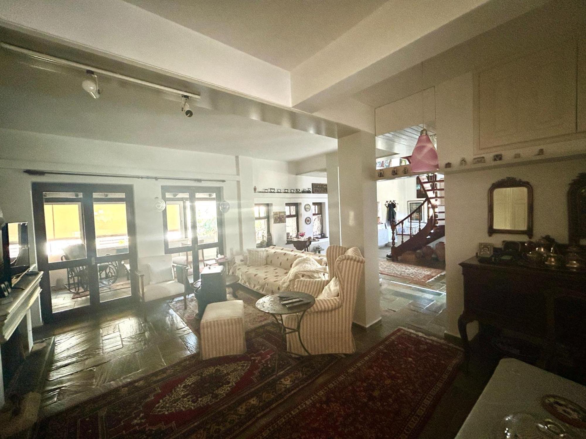 Cozy Nest In The Heart Of Lesvos Apartment Mytilene Bagian luar foto